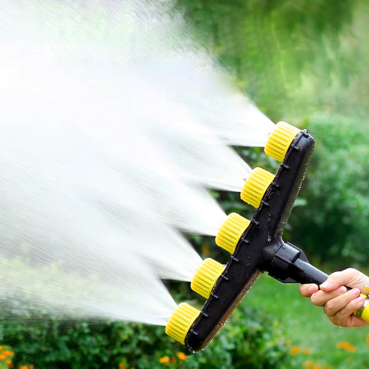 Multifunktionaler Gartenhandsprüher – für Bewässerung und Gartenpflege